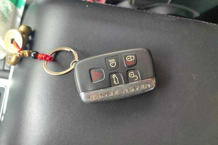 Used Land Rover Range Sport 2013 5.0 SC V8 HSE Vehicle Key