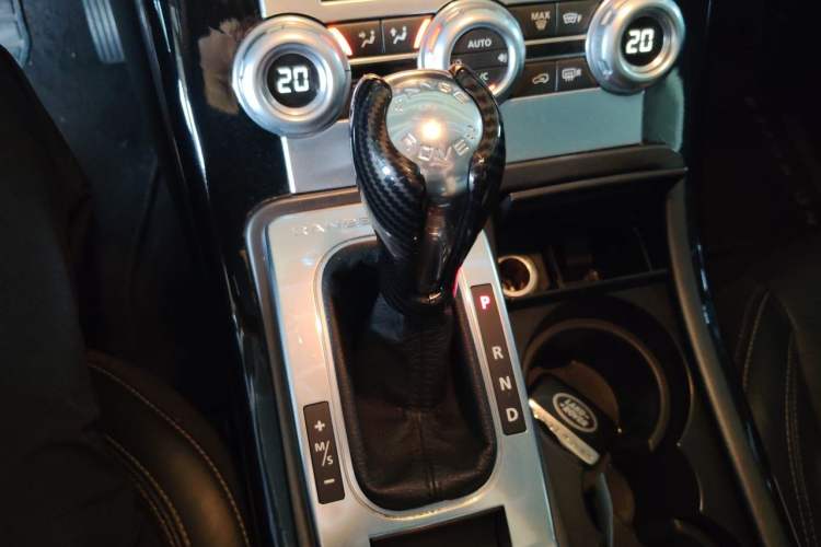 Used Land Rover Range Sport  Gear Lever
