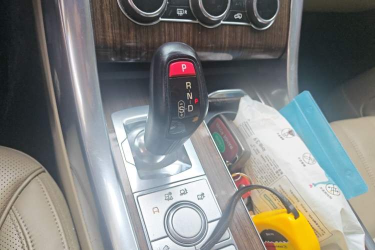 Used Land Rover Range Sport  Gear Lever