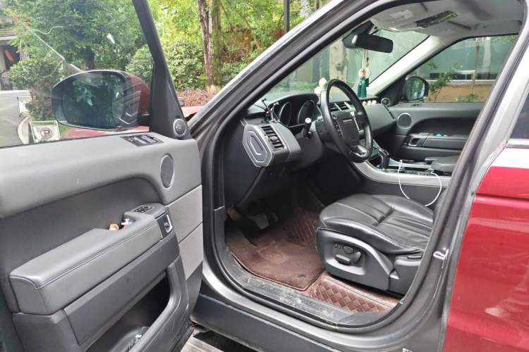 Used Land Rover Range Sport 2013 3.0 V6 U.S. Specification Driver Seat