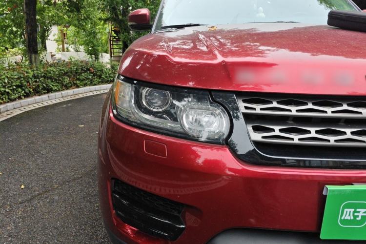 Used Land Rover Range Sport 2013 3.0 V6 U.S. Specification Right Front Headlight