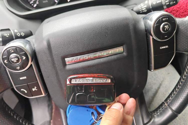 Used Land Rover Range Sport 2013 3.0 V6 U.S. Specification Vehicle Key