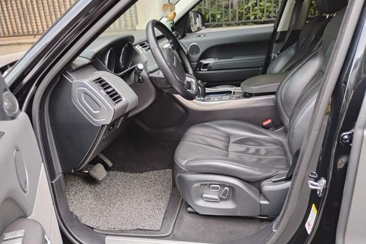 Used Land Rover Range Sport  Driver Seat