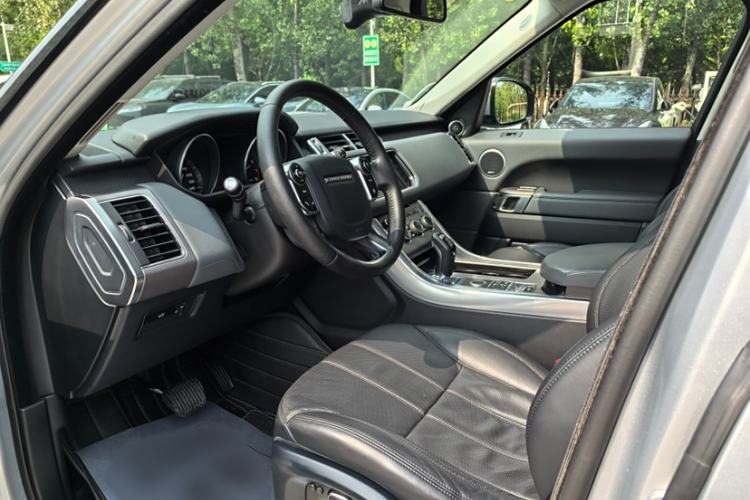 Used Land Rover Range Sport 2013 3.0 V6 U.S. Specification Interior 3