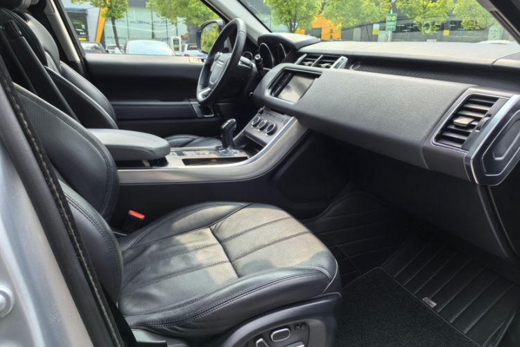 Used Land Rover Range Sport 2013 3.0 V6 U.S. Specification Interior 6