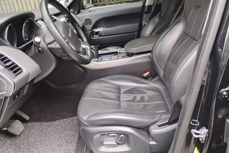Used Land Rover Range Sport  Left Front Seat