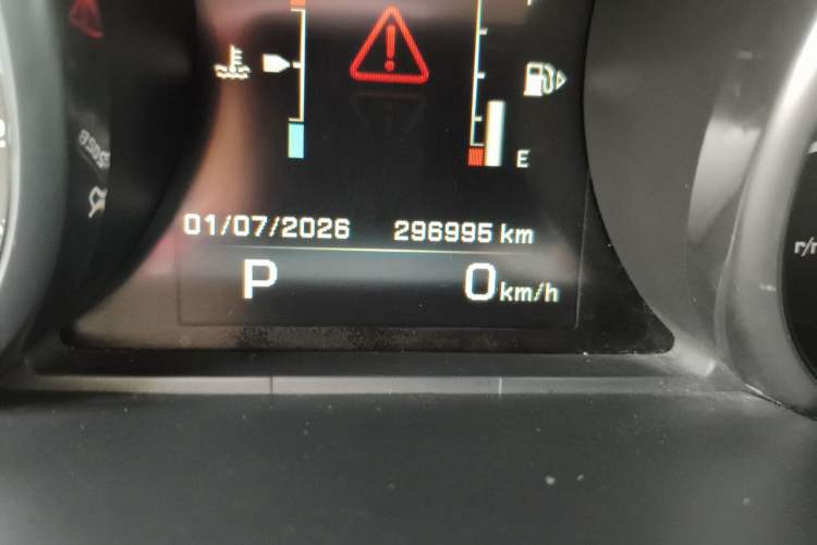 Used Land Rover Range Sport  Odometer Close Up