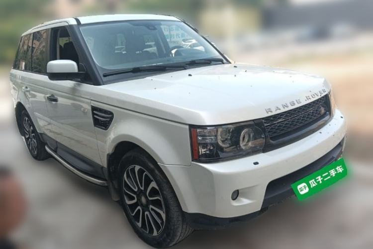 Used Land Rover Range Sport  Front Right 45 Deg