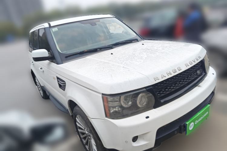 Used Land Rover Range Sport 2013 5.0 NA V8 HSE Front Right 45 Deg