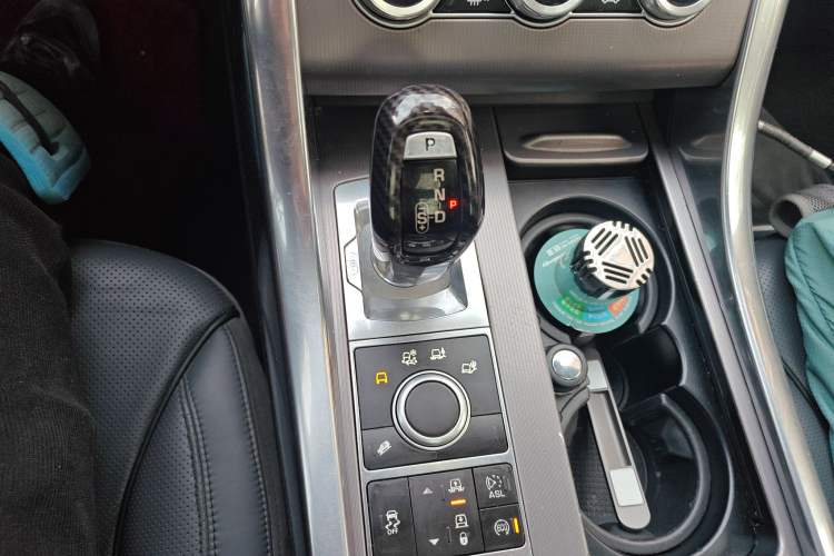 Used Land Rover Range Sport 2013 3.0 V6 U.S. Specification Gear Lever