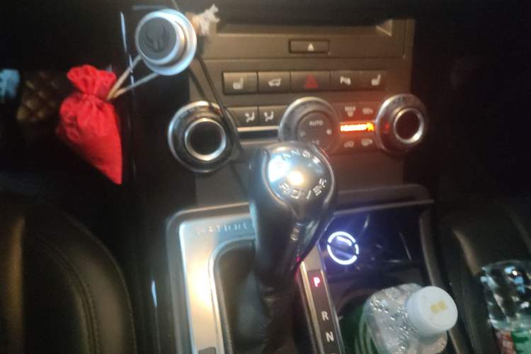 Used Land Rover Range Sport 2013 5.0 NA V8 HSE Gear Lever
