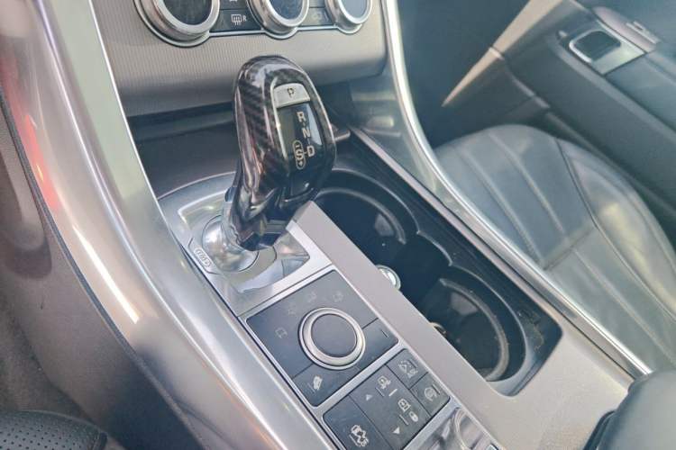 Used Land Rover Range Sport 2013 3.0 V6 U.S. Specification Gear Lever