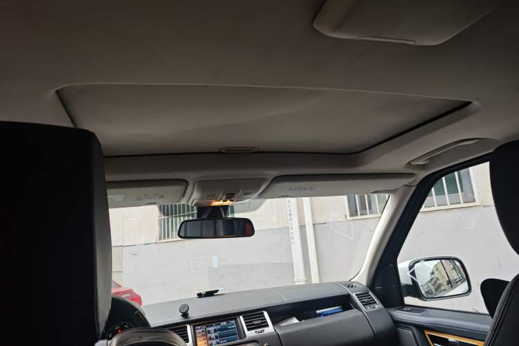 Used Land Rover Range Sport 2013 3.0 TDV6 Diesel Edition Headliner