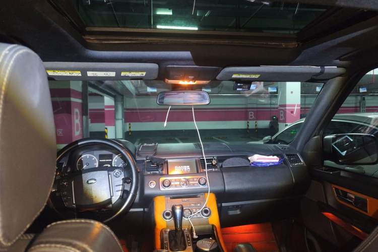 Used Land Rover Range Sport 2013 3.0 TDV6 Diesel Ultimate Sport Edition Headliner