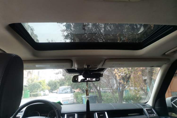 Used Land Rover Range Sport 2013 3.0 TDV6 Diesel Ultimate Sport Edition Headliner