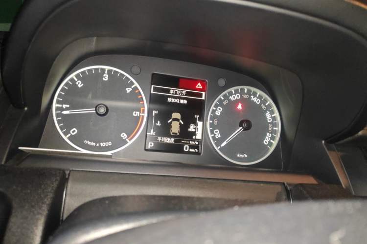 Used Land Rover Range Sport 2013 3.0 TDV6 Diesel Edition Instrument Cluster