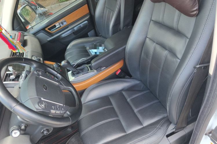 Used Land Rover Range Sport 2013 5.0 NA V8 HSE Left Front Seat