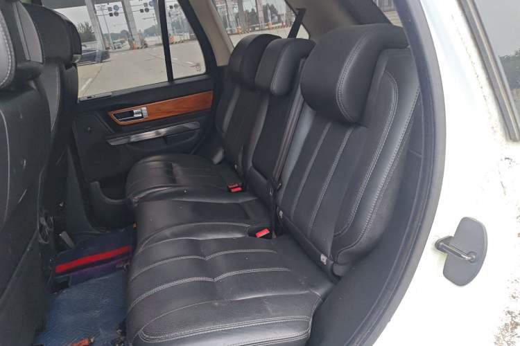 Used Land Rover Range Sport 2013 5.0 NA V8 HSE Left Rear Seat