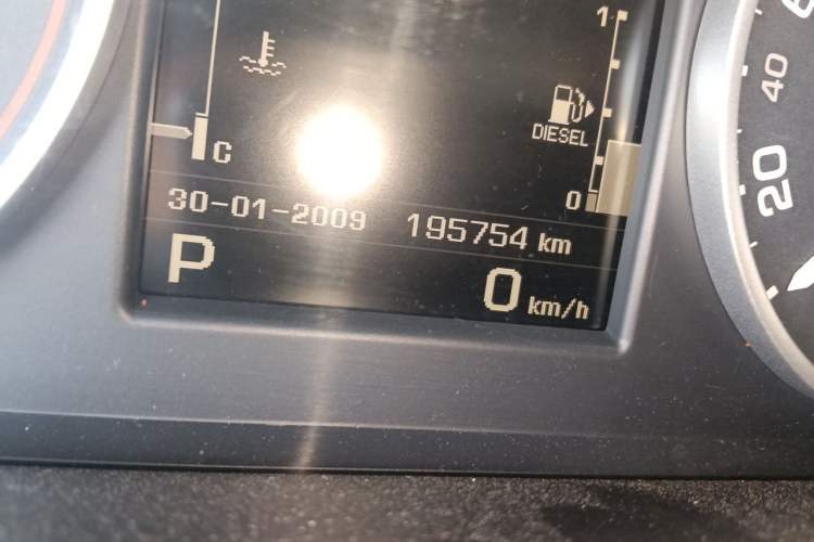 Used Land Rover Range Sport  Odometer Close Up