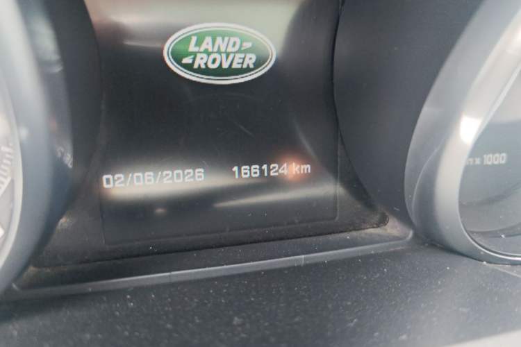 Used Land Rover Range Sport 2013 3.0 V6 U.S. Specification Odometer Close Up