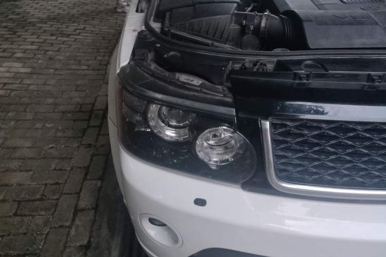 Used Land Rover Range Sport 2013 5.0 NA V8 HSE Right Front Headlight