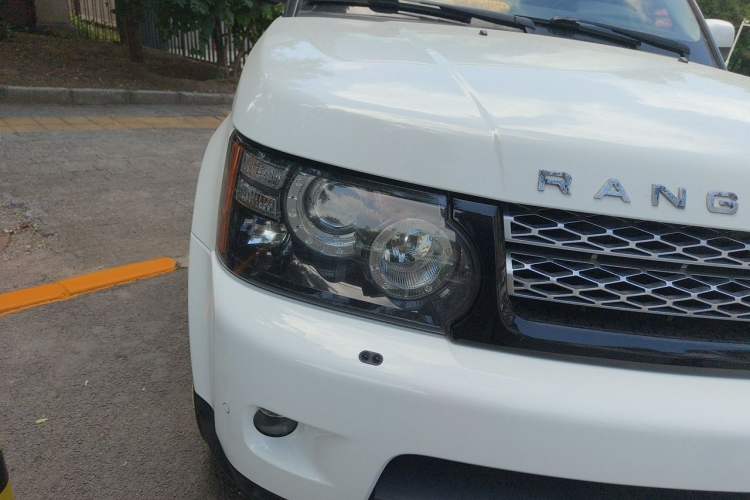 Used Land Rover Range Sport 2013 5.0 NA V8 HSE Right Front Headlight