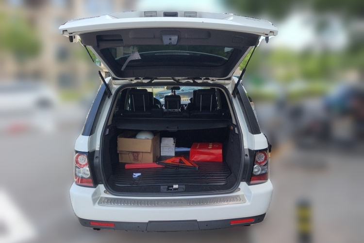 Used Land Rover Range Sport 2013 5.0 NA V8 HSE Trunk