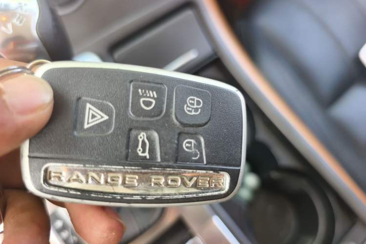 Used Land Rover Range Sport 2013 3.0 TDV6 Diesel Edition Vehicle Key