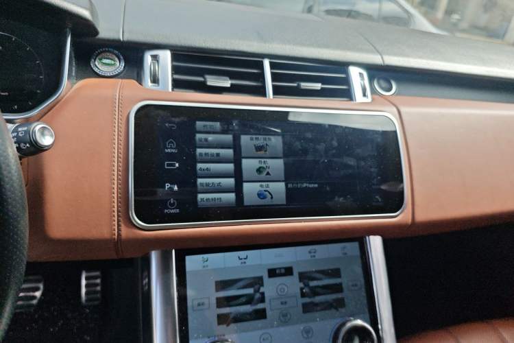 Used Land Rover Range Sport 2014 3.0 SC V6 HSE DYNAMIC Audio And AC Panel