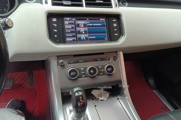 Used Land Rover Range Sport 2014 3.0 SC V6 HSE Audio And AC Panel