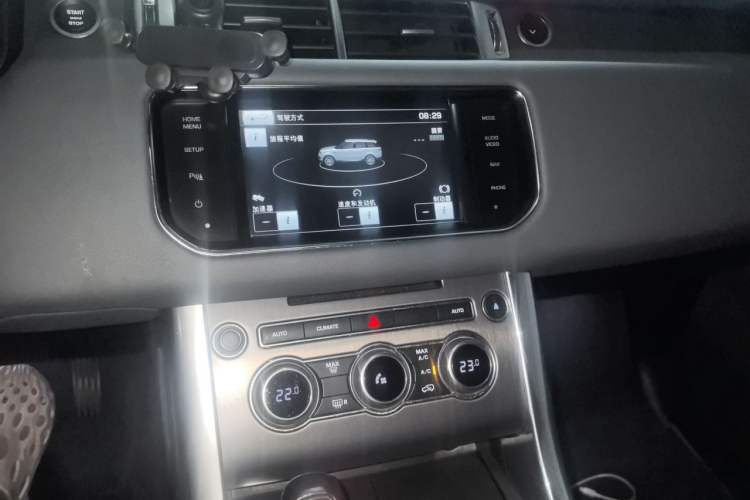 Used Land Rover Range Sport  Audio And AC Panel