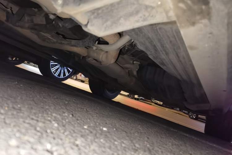 Used Land Rover Range Sport 2014 3.0 SC V6 HSE Chassis Front Left
