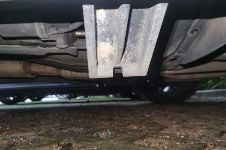 Used Land Rover Range Sport 2014 3.0 SC V6 HSE Chassis Rear Left