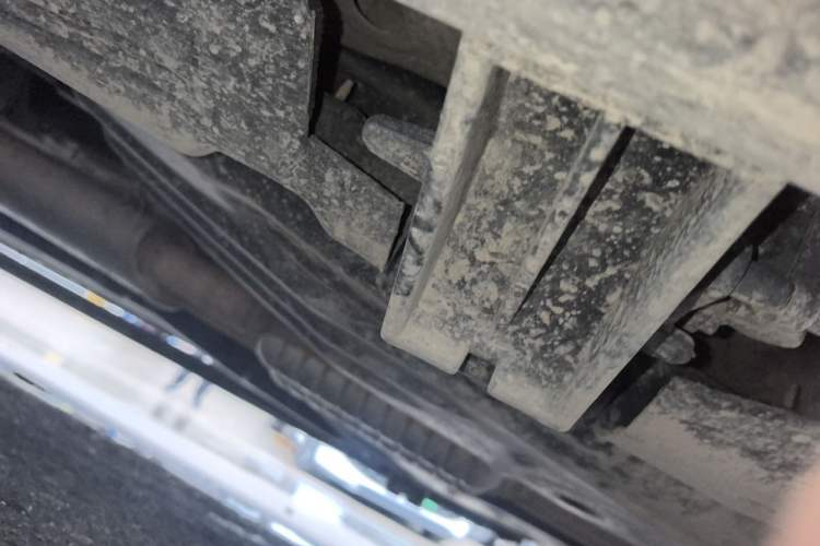 Used Land Rover Range Sport 2014 3.0 SC V6 HSE Chassis Rear Left