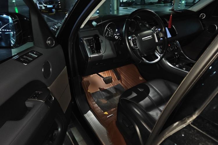 Used Land Rover Range Sport 2014 3.0 SC V6 HSE Driver Seat