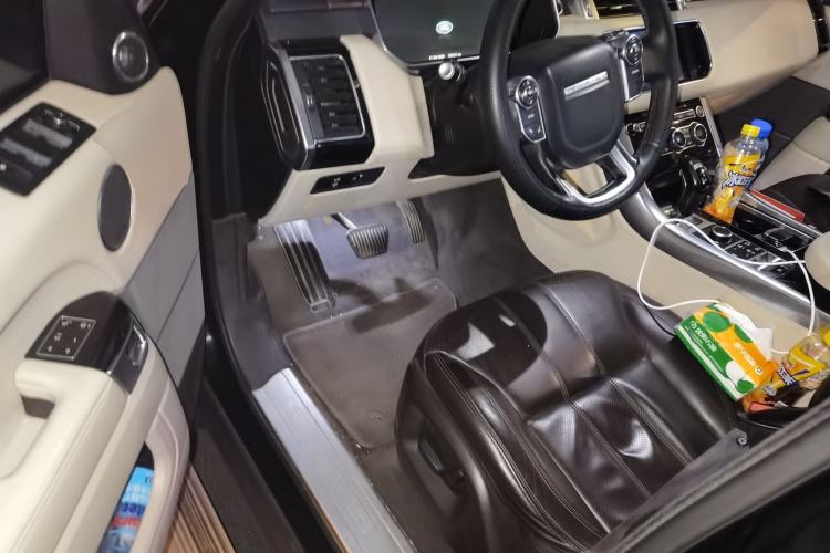 Used Land Rover Range Sport 2014 3.0 SC V6 HSE Driver Seat