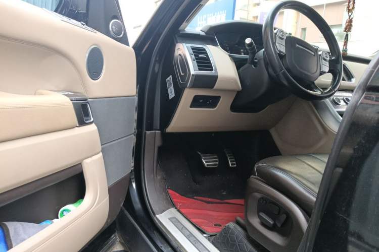 Used Land Rover Range Sport 2014 3.0 SC V6 HSE DYNAMIC Driver Seat