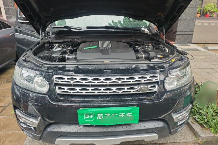 Used Land Rover Range Sport 2014 3.0 SC V6 HSE Engine Bay