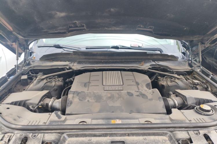 Used Land Rover Range Sport 2014 3.0 SC V6 HSE Engine Bay