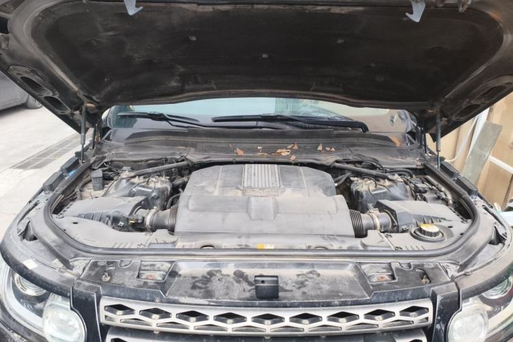 Used Land Rover Range Sport 2014 3.0 SC V6 HSE Engine Bay