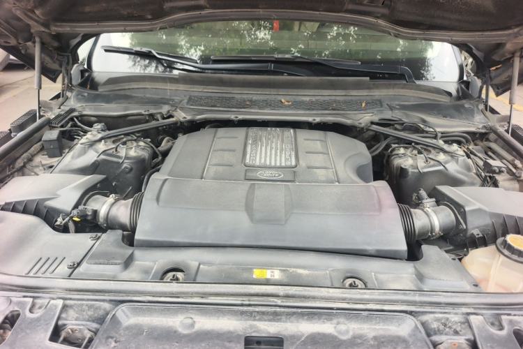 Used Land Rover Range Sport  Engine Bay