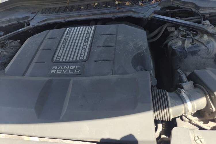 Used Land Rover Range Sport 2014 3.0 SC V6 Fēngshàng Chuàngshì Edition Engine Bay Left