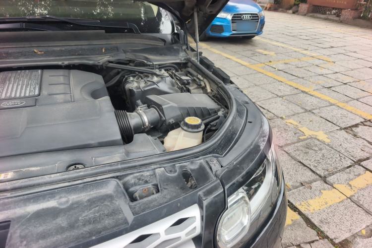 Used Land Rover Range Sport  Engine Bay Left