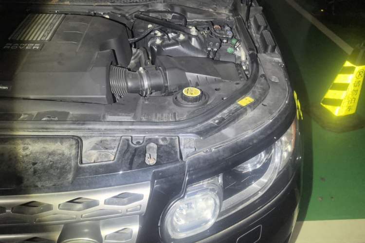 Used Land Rover Range Sport  Engine Bay Left
