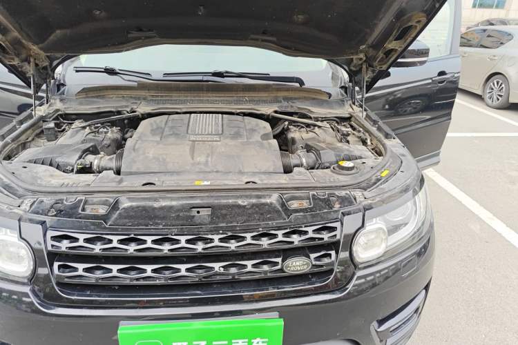 Used Land Rover Range Sport 2014 3.0 SC V6 HSE DYNAMIC Engine Bay Left