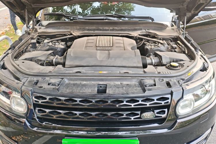 Used Land Rover Range Sport 2014 3.0 SC V6 HSE DYNAMIC Engine Bay