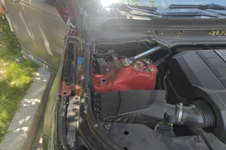 Used Land Rover Range Sport 2014 3.0 SC V6 HSE DYNAMIC Engine Bay Right