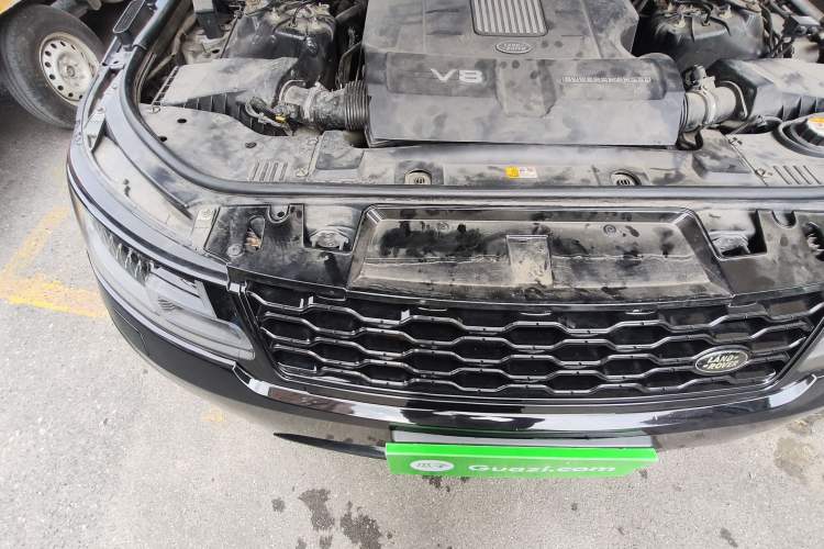 Used Land Rover Range Sport 2014 3.0 SC V6 HSE Engine Bay Right
