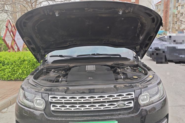 Used Land Rover Range Sport  Engine Bay