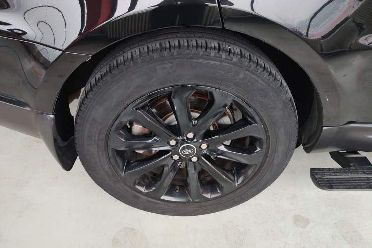 Used Land Rover Range Sport 2014 3.0 SC V6 HSE Exterior 5